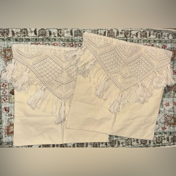NIP | Cream Macrame Throw Pillow Covers W/ Tassels Set of 2 - Picture 11 of 14